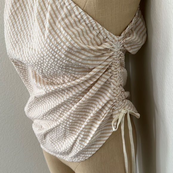 Petersyn One Shoulder Blouse in Almond White Top Size S - Picture 3 of 12